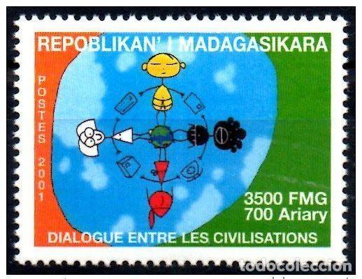 Sellos: Madagascar 2001 Mi. 2580 Sello emitido conjuntamente Di&aacute;logo entre las civilizaciones