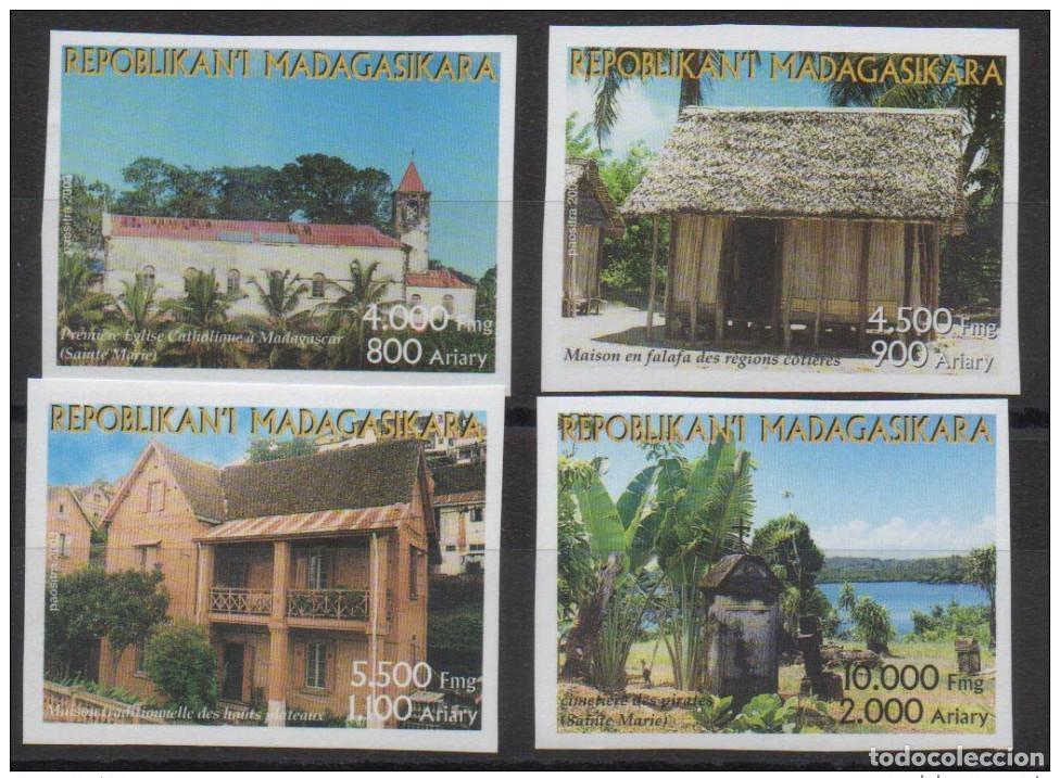 Sellos: Madagascar 2003 Mi. 2607-2610 ND IMPERF Tourism House Church Pirates MNH **