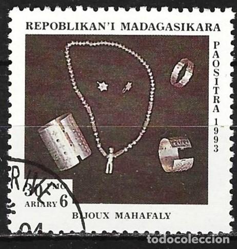 Sellos: Madagascar 1994 - Mi 1665 - YT 1326 - Artesan&iacute;a malgache : Joyer&iacute;a