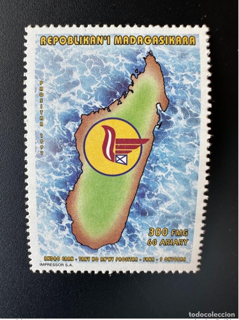 Sellos: Madagascar 1997 Mi. 1876 D&iacute;a Mundial del Correo 9 de octubre