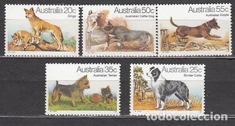 Selos: Australia - Correo 1980 Yvert 689/93 ** Mnh Fauna. Perros