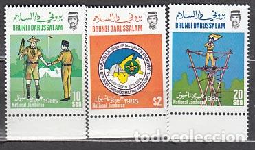 Selos: Brunei - Correo Yvert 330/2 ** Mnh Scoutismo