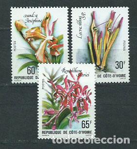 Selos: Costa de Marfil - Correo Yvert 485/7 ** Mnh Flores