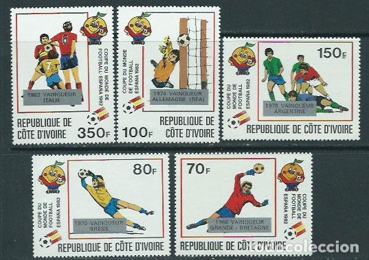 Selos: Costa de Marfil - Correo Yvert 632/6 ** Mnh Deportes f&uacute;tbol