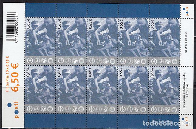 Stamps: Finlandia -Correo 2005 Yvert 1710 Mini Pliego de 10 sellos ** Mnh Ancianos Comba