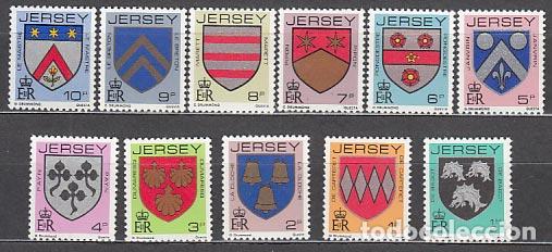 Sellos: Jersey - Correo 1981 Yvert 236/46 ** Mnh Escudos