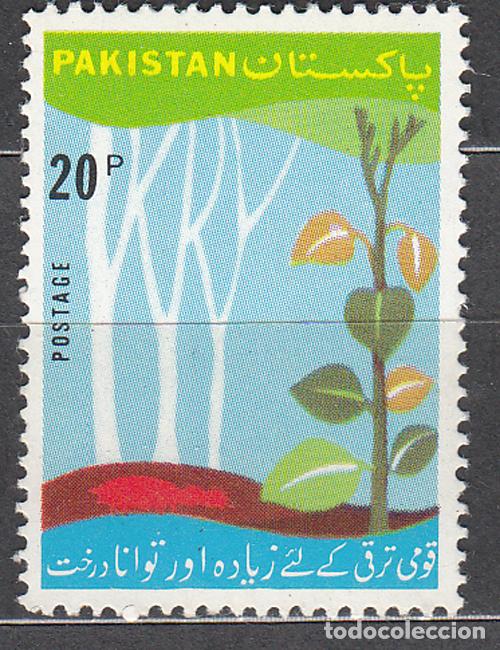 Sellos: Pakistan Correo Yvert 383 ** Mnh
