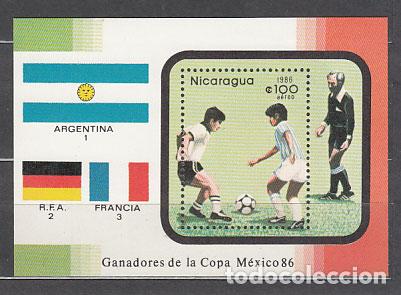 Sellos: Nicaragua - Hojas Yvert 178 ** Mnh Deportes f&uacute;tbol