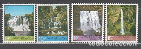 Selos: Nueva Zelanda - Correo 1976 Yvert 665/8 ** Mnh