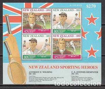 Francobolli: Nueva Zelanda - Hojas Yvert 85 ** Mnh Deportes