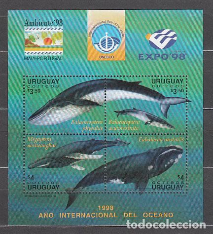 Sellos: Uruguay - Hojas Yvert 70 ** Mnh Fauna. Ballenas