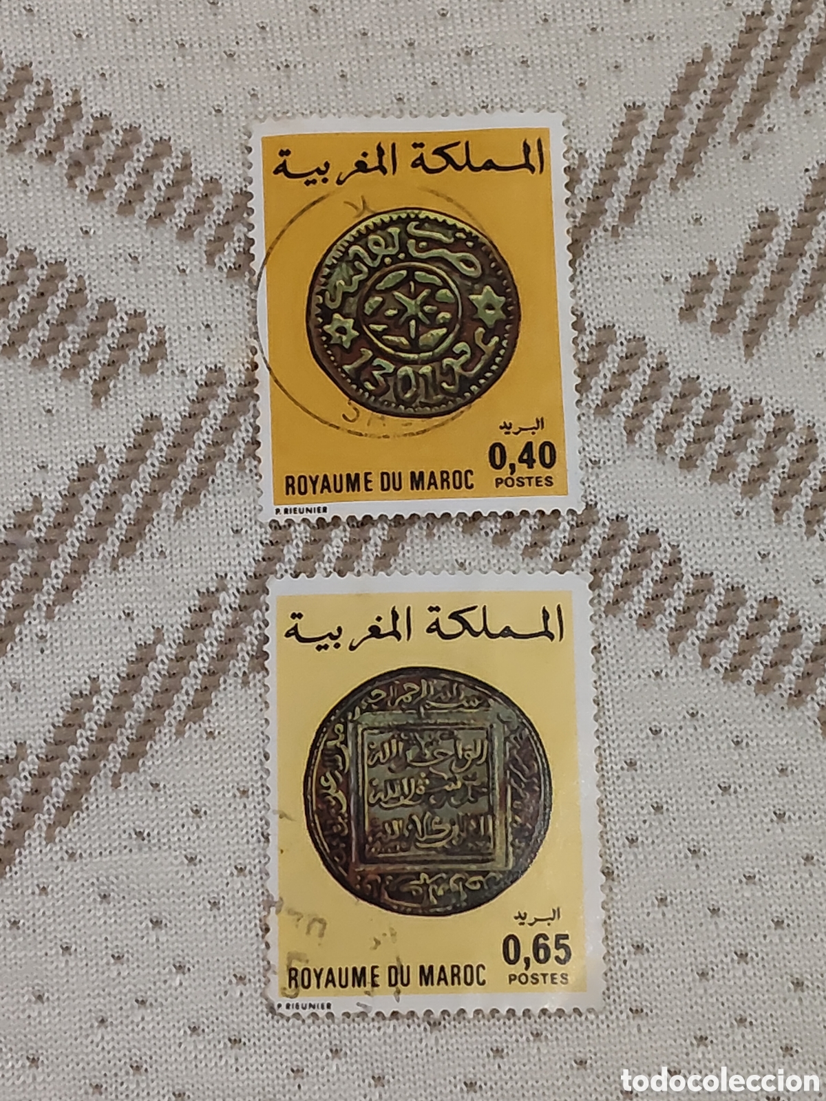 Sellos: 2 sellos de Marruecos antigua moneda de Fez(1883) y antigua moneda de los siglos Xll/XlV 1976
