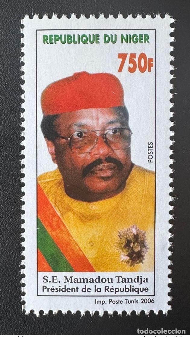 Sellos: N&iacute;ger 2006 Mi. 1998 Excmo. Sr. Mamadou Tandja Presidente de la Rep&uacute;blica MNH 1 val.