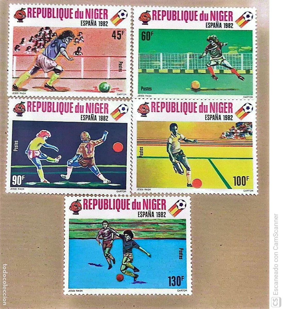 Sellos: N&iacute;ger. 520/24 Copa mundial de f&uacute;tbol Espa&ntilde;a'82: Jugadores en acci&oacute;n. 1980. Sellos nuevos y numeraci