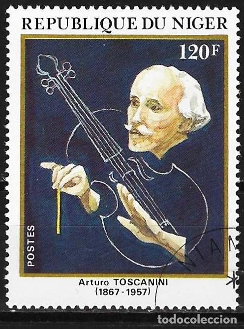 Sellos: Niger 1982 - Mi 782 - YT 565 - Arturo Toscanini