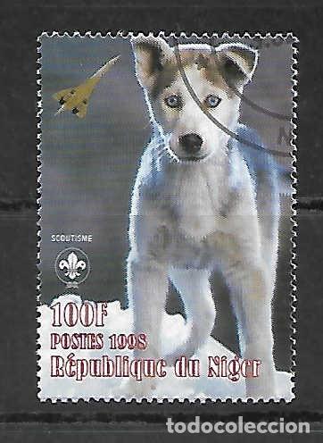 Sellos: Perro de raza, en Niger. sello a&ntilde;o 1998
