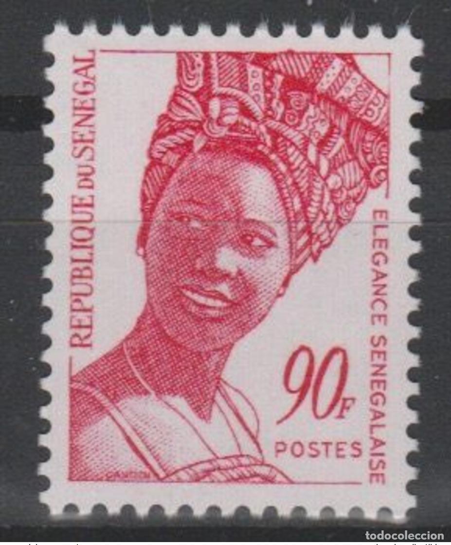 Sellos: Senegal 1984 Mi. 834 90F Elegance Senegalaise Senegalesische Serie actual RARE