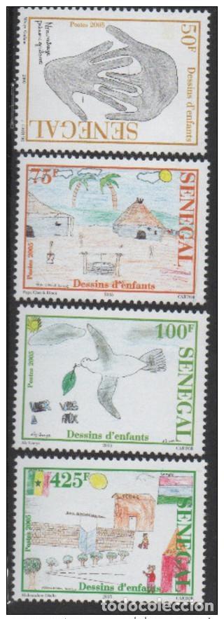 Sellos: Senegal 2005 Dibujos infantiles Dove Colombe 4 oval. UN MES RARO