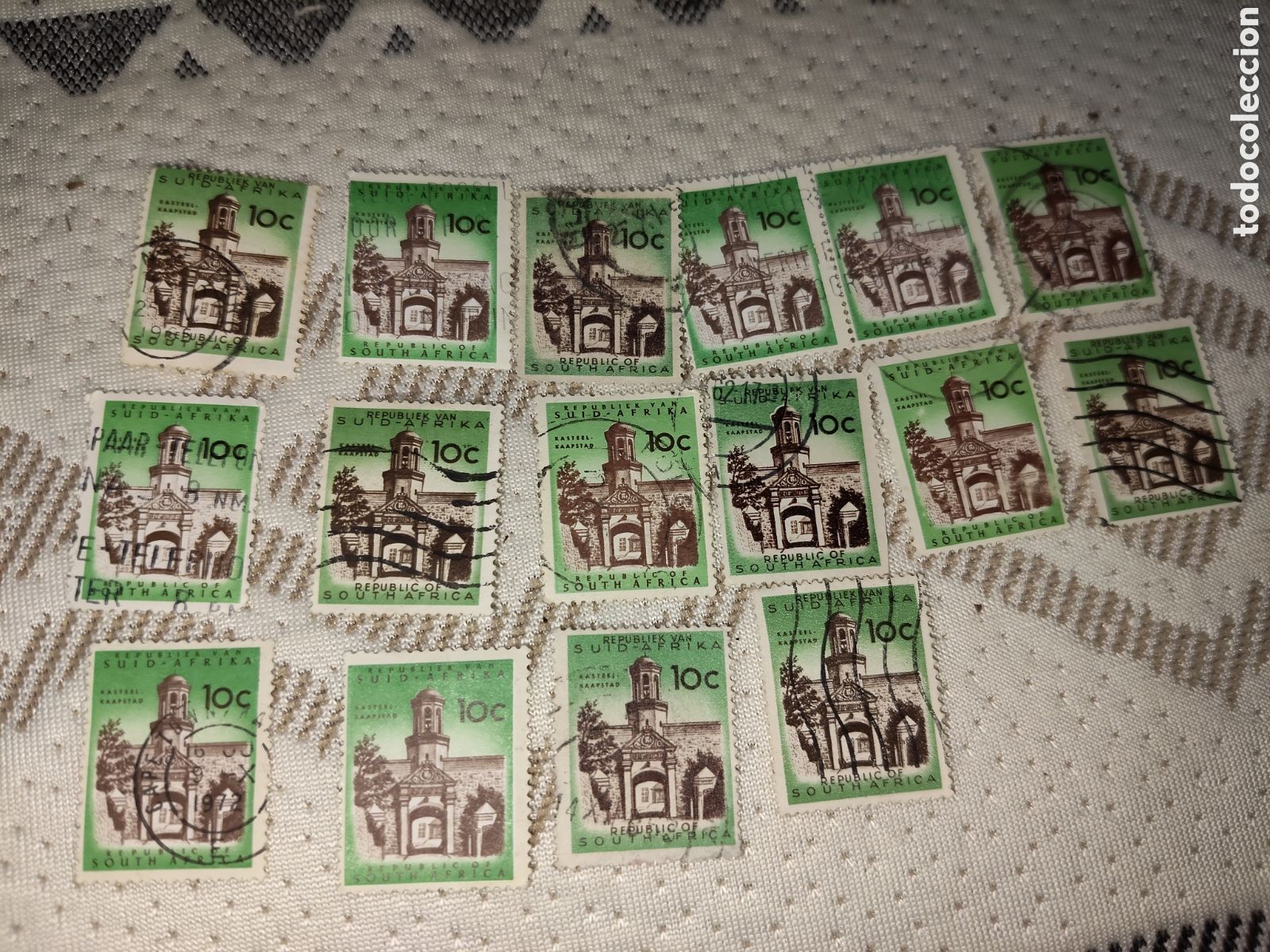 Sellos: 16 sellos de Sud&aacute;frica entrada al castillo de Buena Esperanza en ciudad de El Cabo 1961