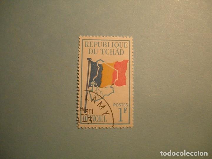 Briefmarken: R&Eacute;PUBLICA DEL TCHAT - MAPA Y BANDERA.