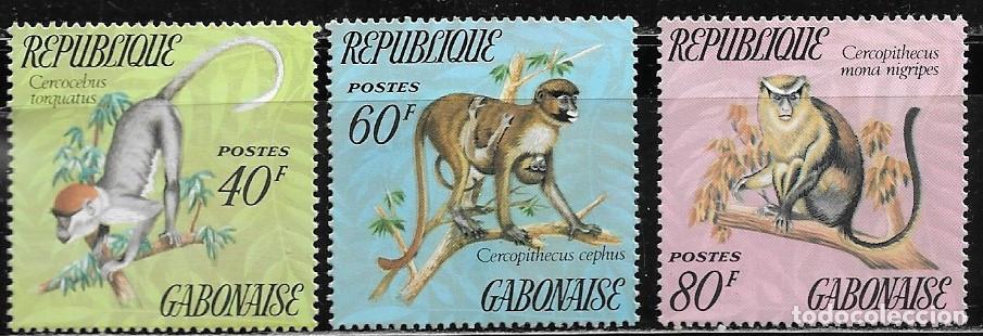 Sellos: GABON 1974, Ivert 329/31 - FAUNA - SIMIOS. MNH.