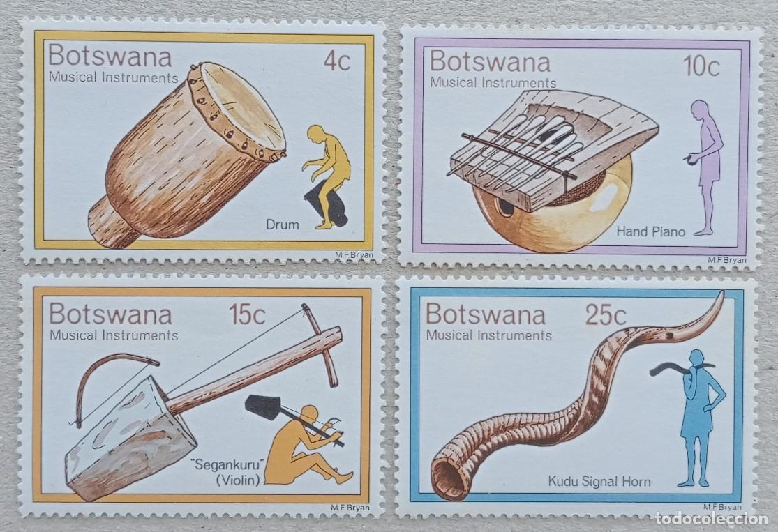 Sellos: 1976. BOTSUANA. 299 / 302. Instrumentos musicales t&iacute;picos del pa&iacute;s. Serie completa. Nuevo.