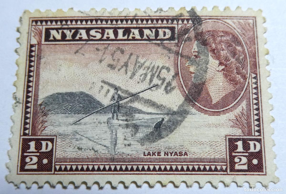 Sellos: sello postal de Nyasaland 1/2 penique Reina Isabel II (actual Malawi), canoa en el Lago Nyasa