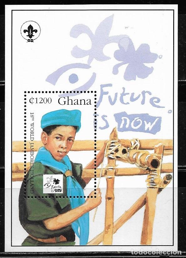 Sellos: GHANA 1995, HOJA BLOQUE Ivet 276 - SCOUTS EN HOLANDA. MNH.