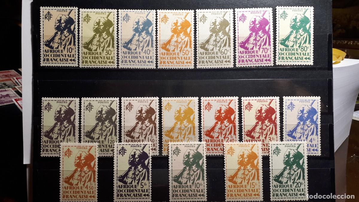 Sellos: AFRICA OCCIDENTAL. A&Ntilde;O 1945. **. YVERT 4/22. CPTA.
