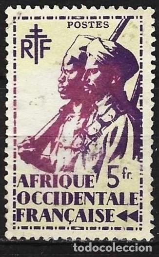 Sellos: &Aacute;frica occidental francesa (AOF) 1945 - Mi 19 - YT 19 - Soldado de infanter&iacute;a