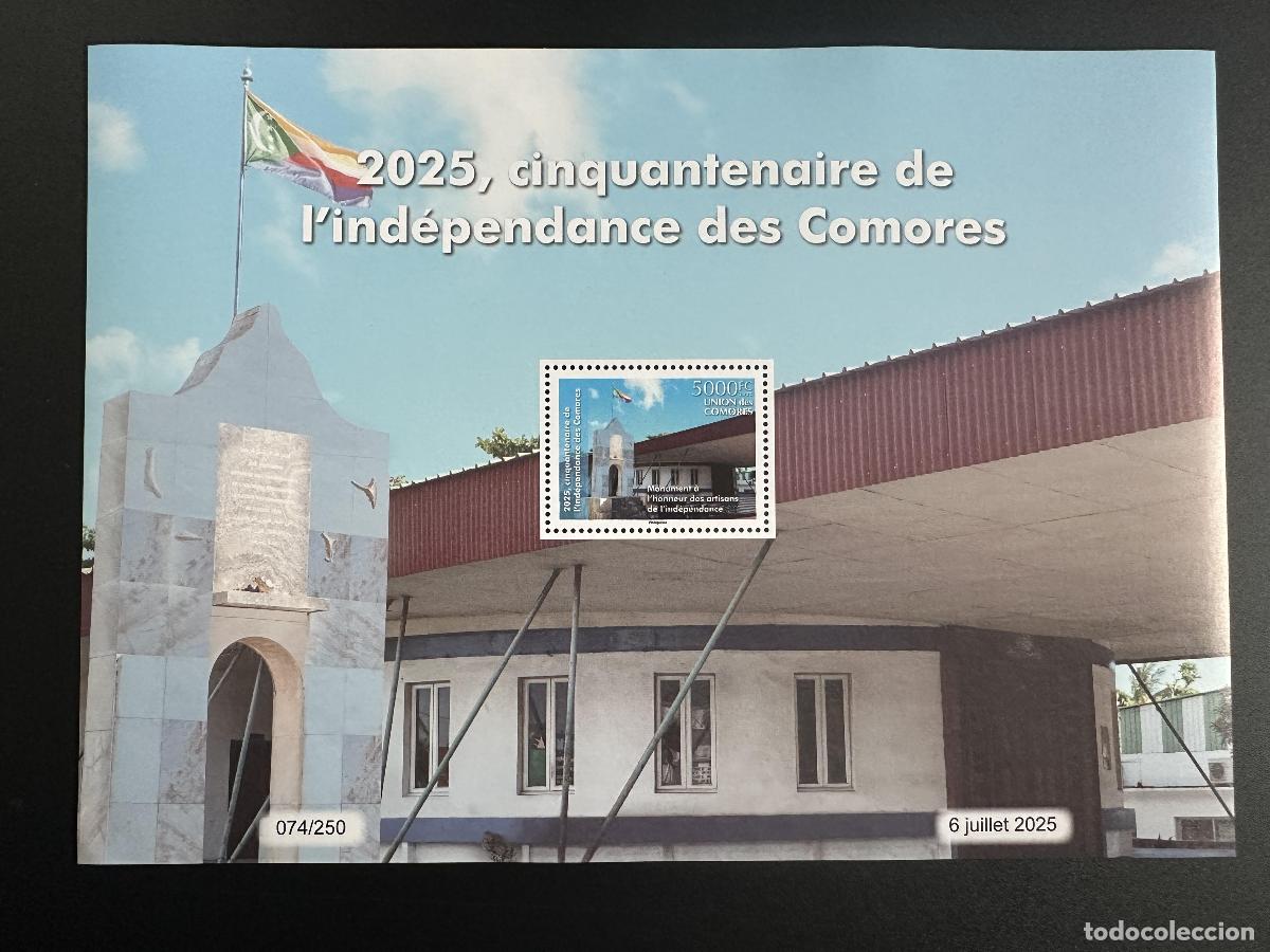 Timbres: Comoras 2025 Mi. &iquest;Bl.? Bandera del quincuag&eacute;simo monumento a la independencia 5000F