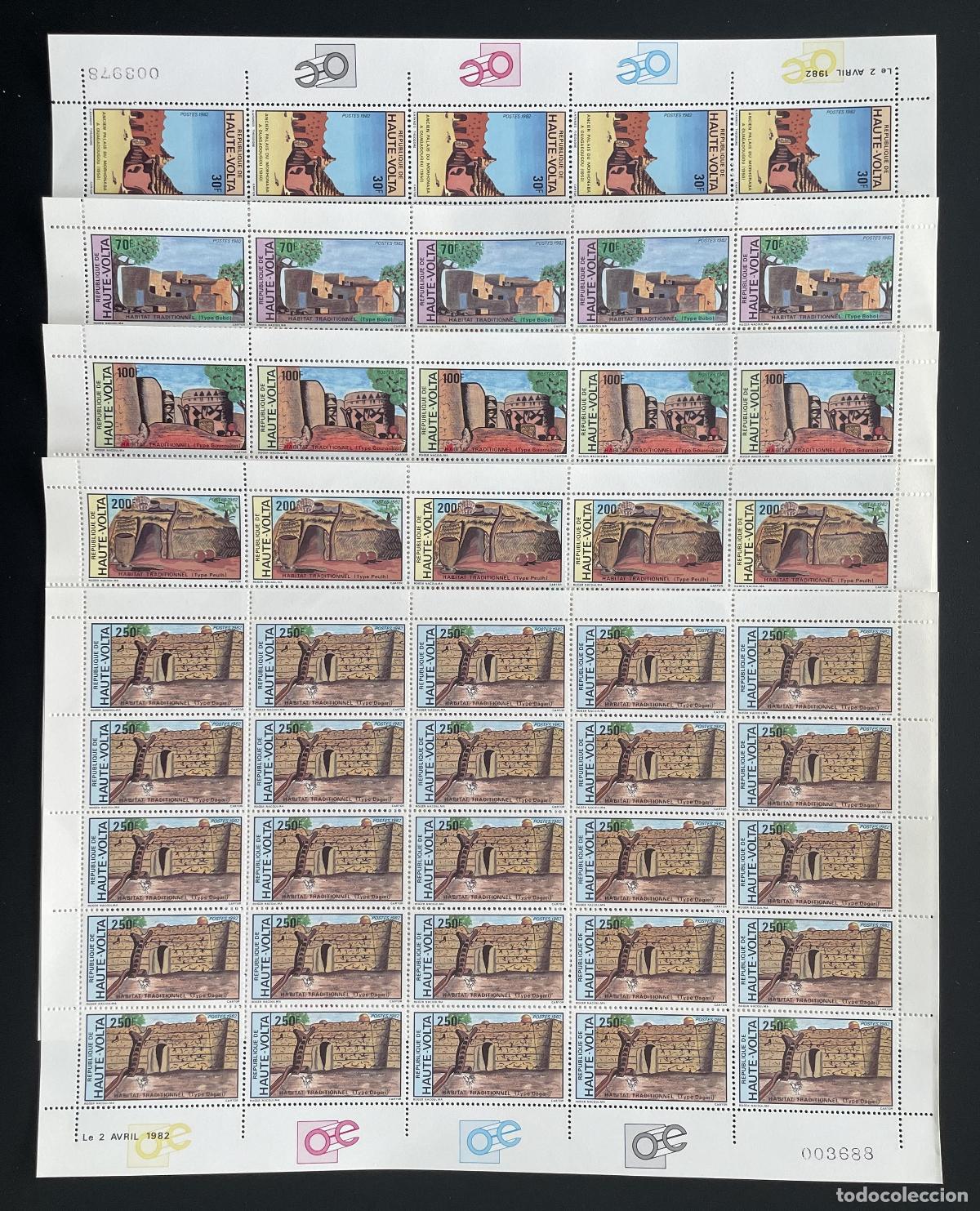 Timbres: Alto Volta 1982 YT 575-579 h&aacute;bitat tradicional Bobo Peulh Dogon