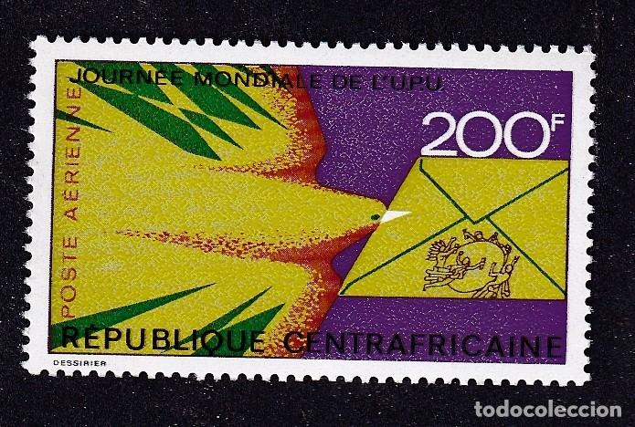 Sellos: CENTRAFRICAINE PA n&deg; 119 ** journ&eacute;e mondiale de l'UPU