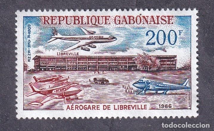 Sellos: GABON Yvert PA n&deg; 51 a&eacute;rogare de Libreville neuf sans gomme