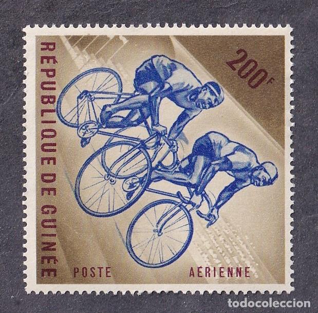 Sellos: GUINEEE Yvert PA n&deg; 30 ** cyclisme