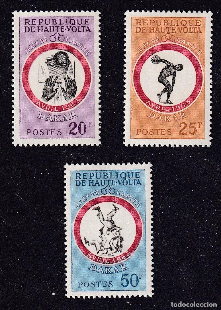 Sellos: HAUTE-VOLTA Yvert n&deg; 110 &agrave; 112 **/* jeux sportifs de l'amiti&eacute; &agrave; Dakar