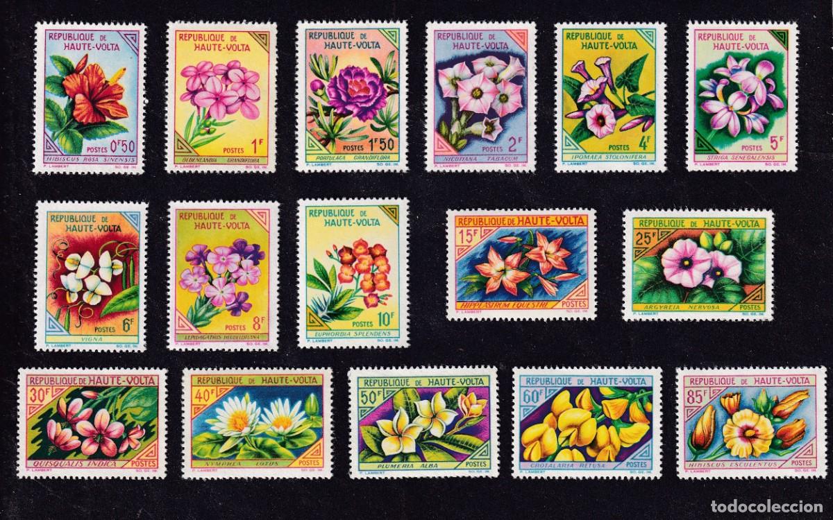Sellos: HAUTE-VOLTA Yvert n&deg; 113 &agrave; 128 **/NSG fleurs
