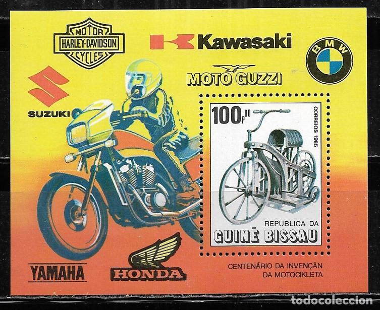 Sellos: GUINEA BISSAU 1985, HOJA BLOQUE Ivert 52 - MOTOCICLETA. MNH.