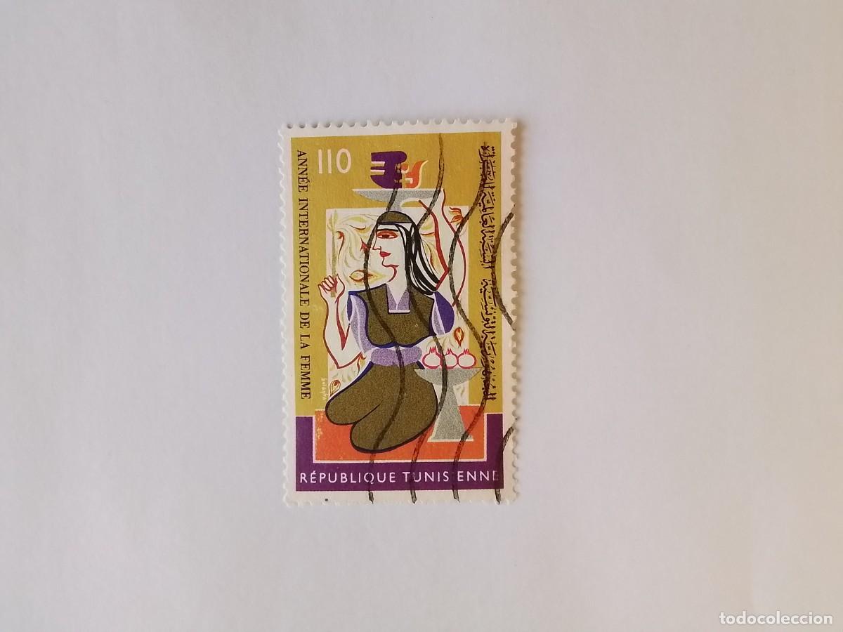 Sellos: A&Ntilde;O 1975 T&Uacute;NEZ SELLO USADO