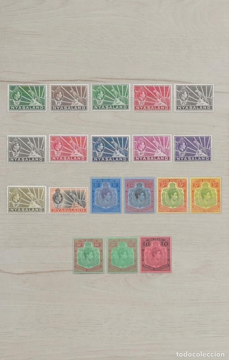 Sellos: NYASALAND 1938 King George VI Set &ndash; 15 Rare Stamps / Cheetah Pictorials & High &pound;1 Value / Mint