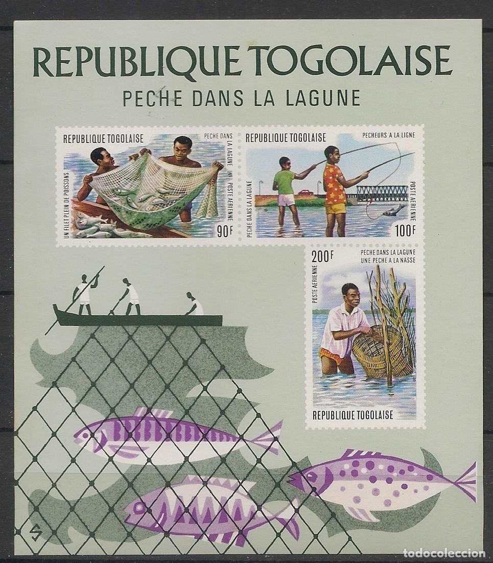 Sellos: TOGO 1974 SHEET MNH PESCA EN LA LAGUNA PECHE DANS LA LAGUNE FISHING IN THE LAGOON