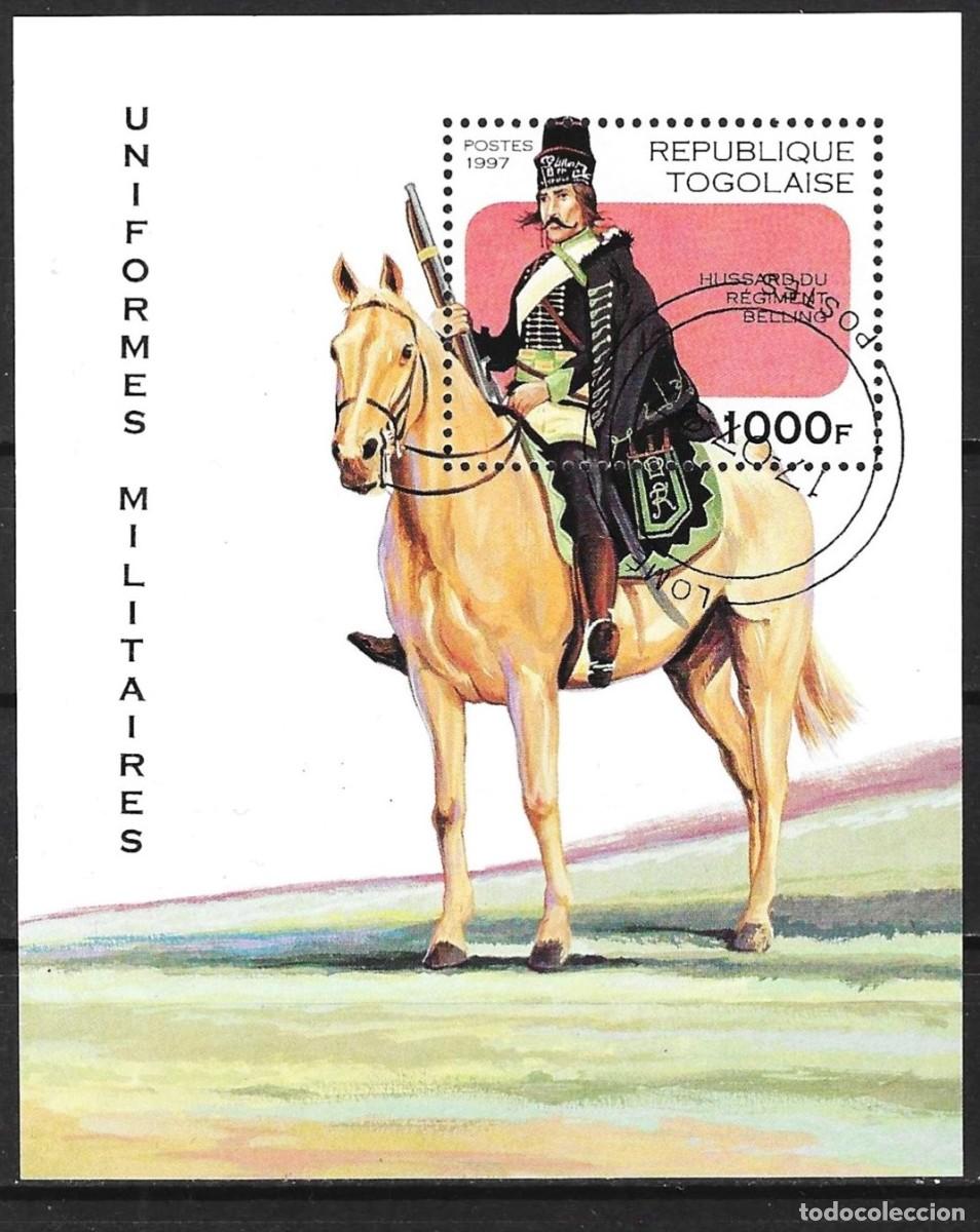 Sellos: Togo 1997 - Mi BL 409 - YT BF 315 - Uniforme militar de h&uacute;sar