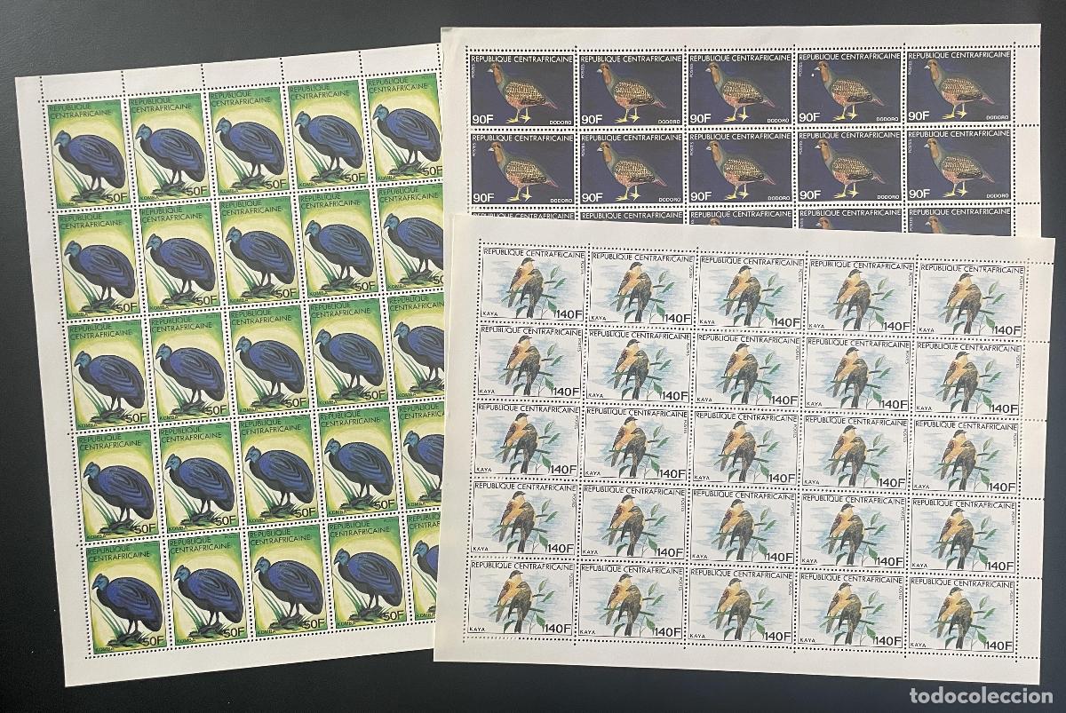 Sellos: Centroafricano 1981 YT 476-478 tabl&oacute;n p&aacute;jaros fauna casco gallina de Guinea