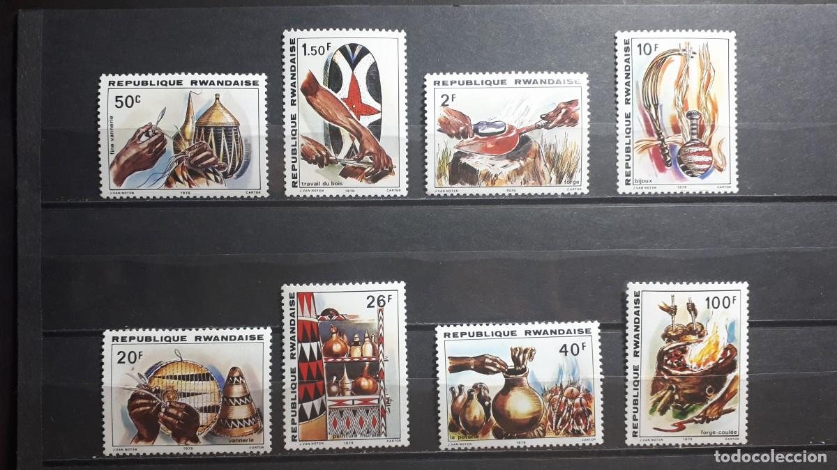 Sellos: RUANDA. ARTE. A&Ntilde;O 1979. **. EDIFIL 895/902
