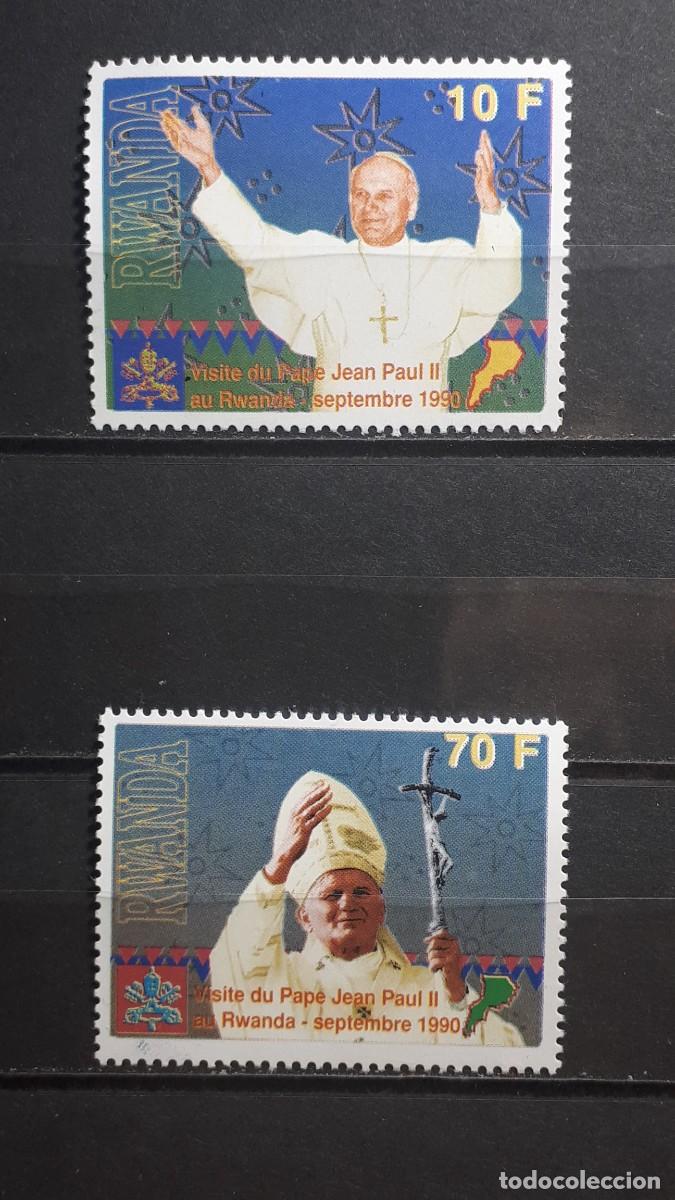Sellos: RUANDA. RELIGI&Oacute;N. A&Ntilde;O 1990. **. EDIFIL 1307/8