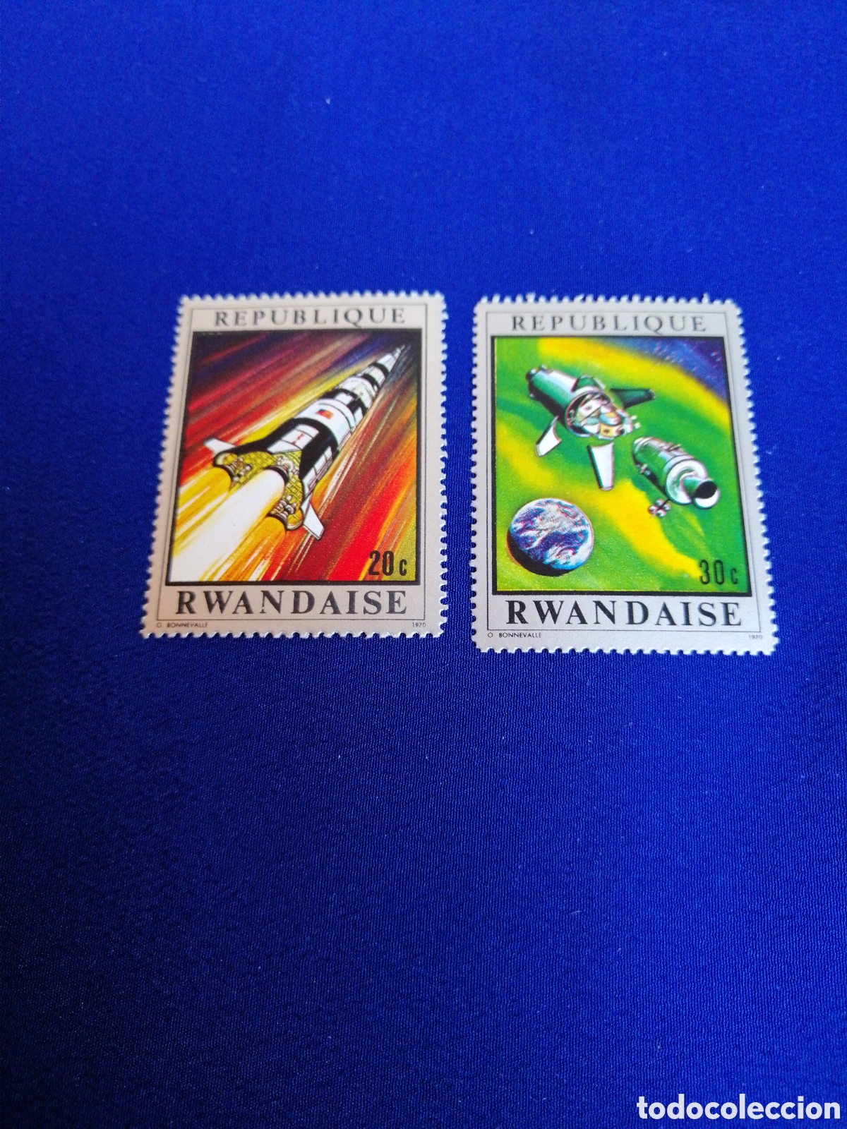 Sellos: REPUBLIQUE RWANDAISE - RUANDA LOTE ESPACIAL - ESPACIO SELLOS USADOS