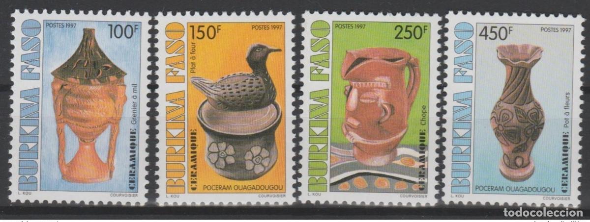 Sellos: Burkina Faso 1998 Mi. 1458 - 1461 Ceramic Keramik Art Kunst 4 val.