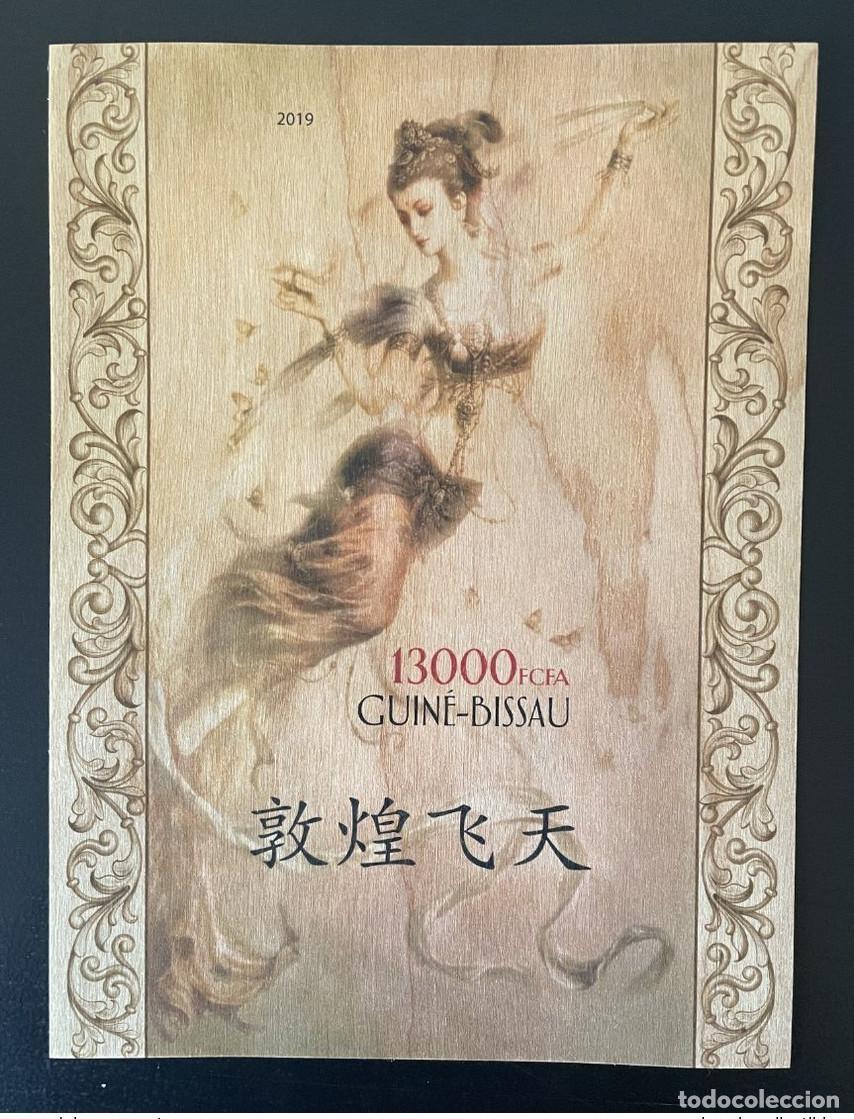Sellos: Guinea-Bis&aacute;u 2019 IMPERF ND Mi. Bl. 1882 Budismo Flying Apsara Dunhuang Wood