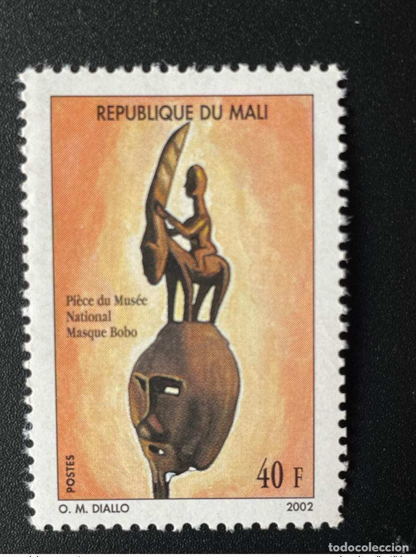 Sellos: Mali 2002 Mi. 2596I 40F Pieza del Museo Nacional Masque Bobo Museum Art 1 val.
