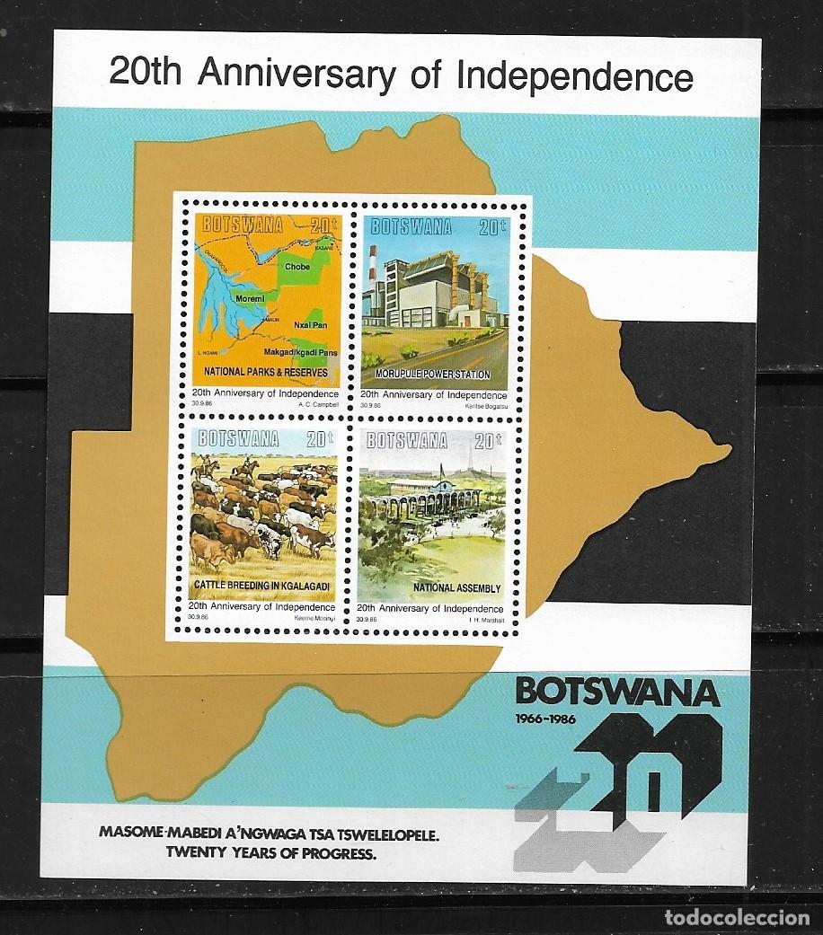 Sellos: BOTSWANA 1986, HOJA BLOQUE Mi. 19 - 20&ordm; ANIVERSARIO DE LA INDEPENDENCIA. MNH.